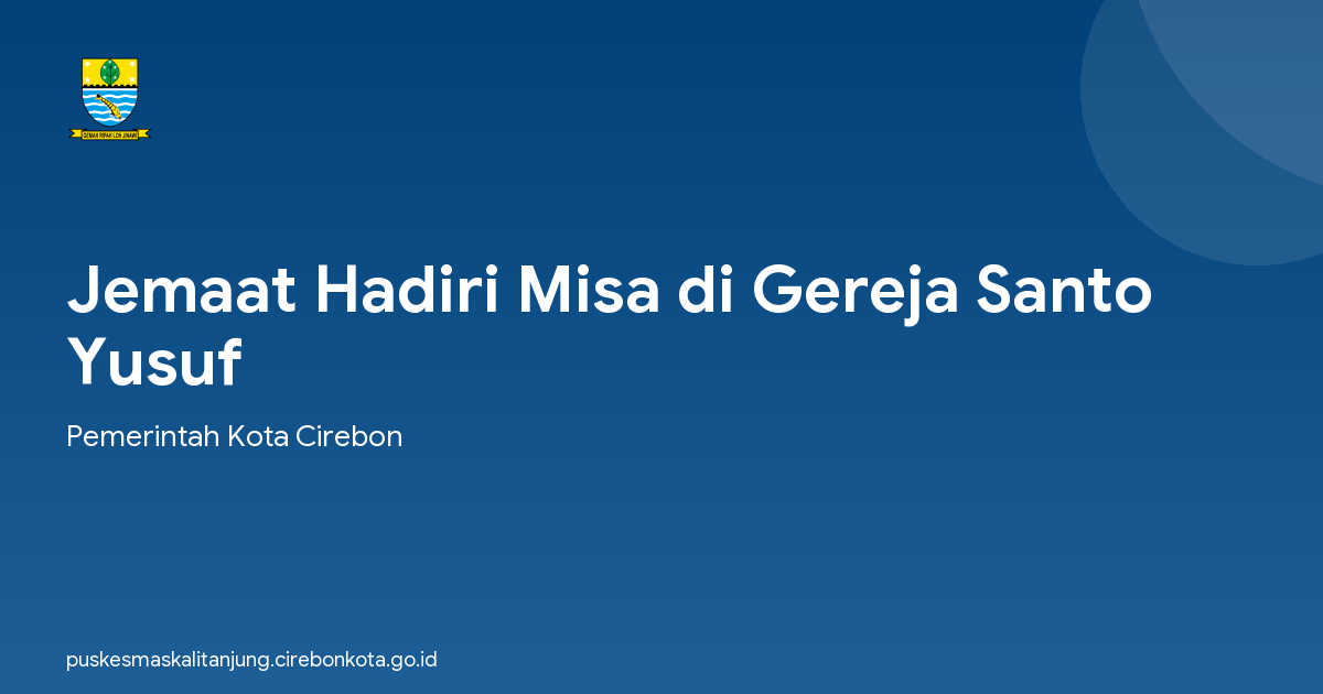 Jemaat Hadiri Misa di Gereja Santo Yusuf