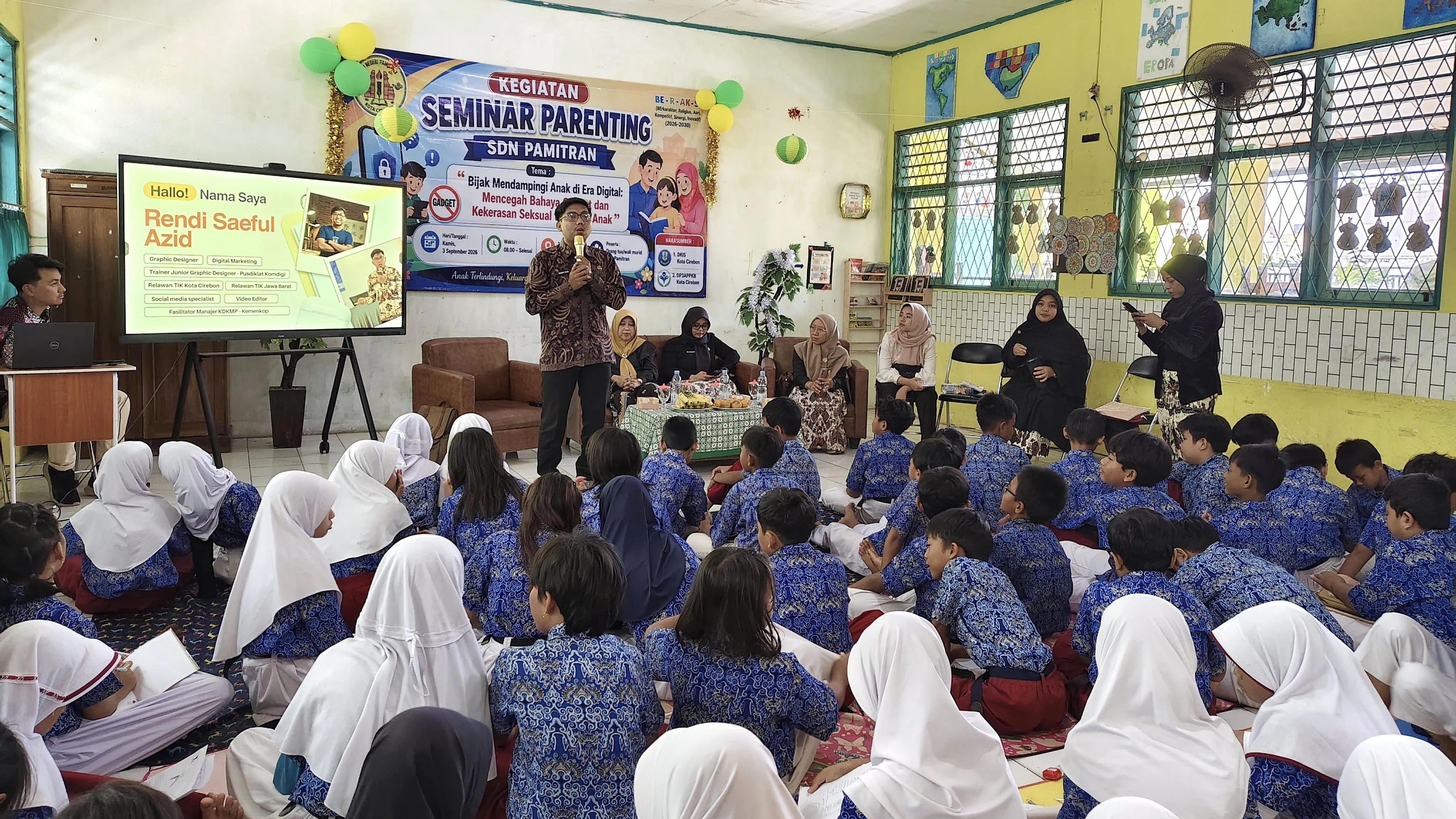 Bijak Mendampingi Anak di Era Digital, DKIS Kota Cirebon Dorong Orang Tua Hadir dalam Aktivitas Digital Anak