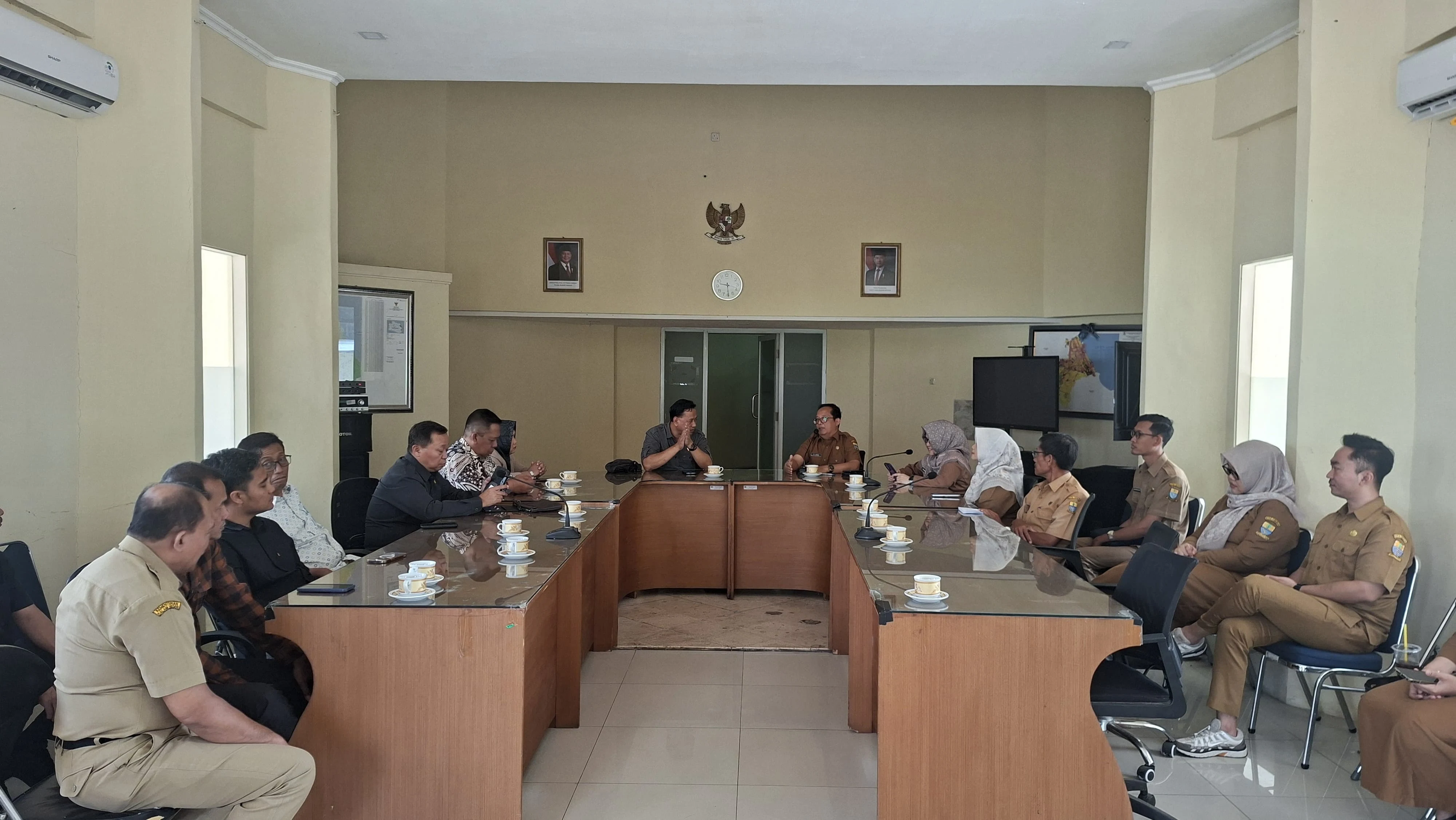 DPRD Kabupaten Jepara Kunjungi DPMPTSP Kota Cirebon, Pelajari Mekanisme Pengawasan dan Penertiban Usaha Tak Berizin